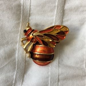 Vintage Hornet Bee Brooch Pin